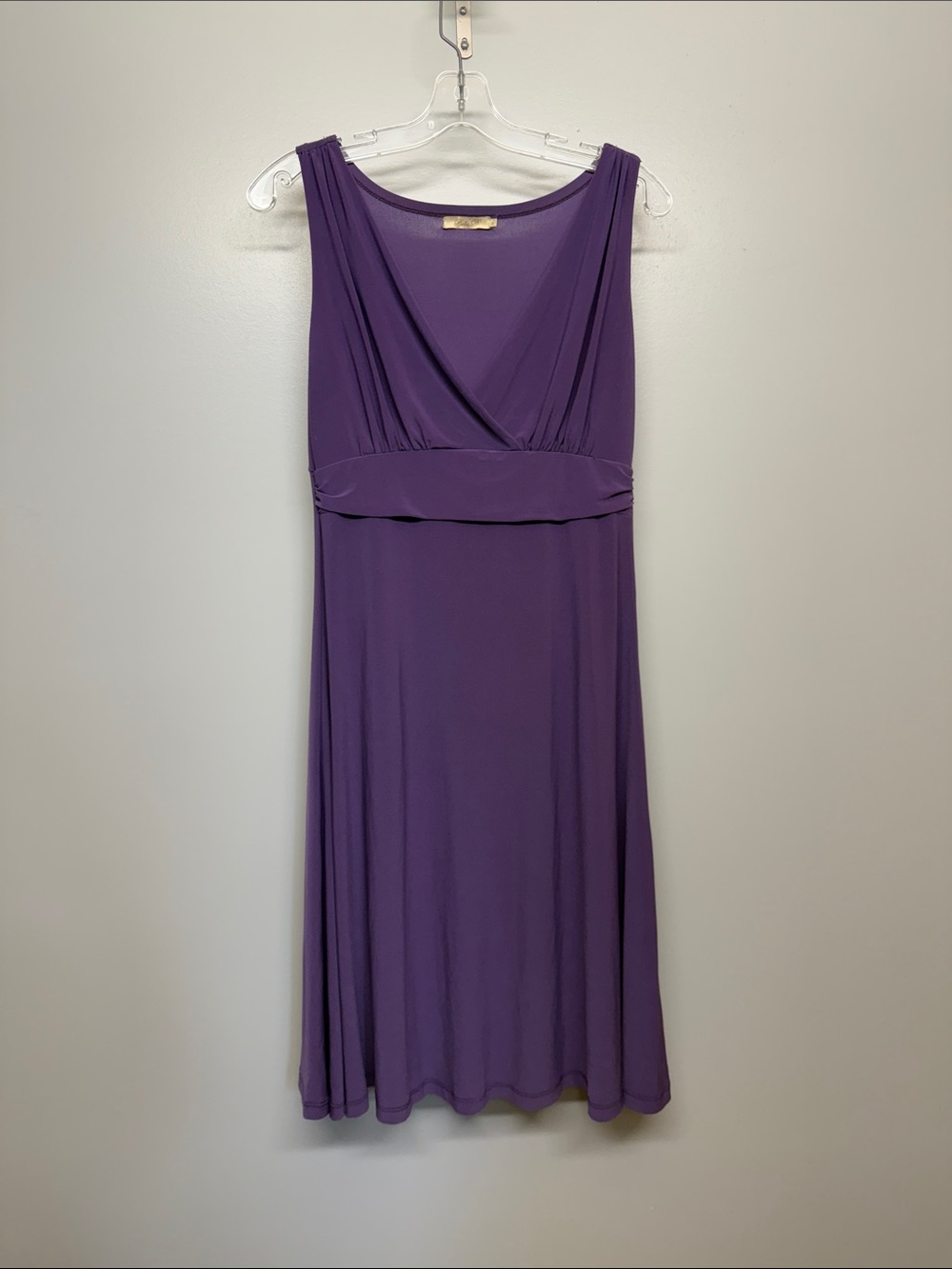 Bella D. Sleeveless V-Neck Purple Midi Dress
